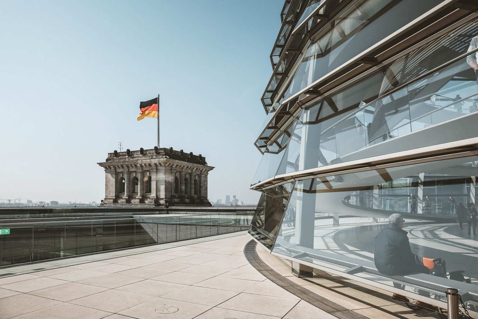 Fiskalpolitik Zielsetzung, Instrumente, Grenzen und mehr Dataroom24